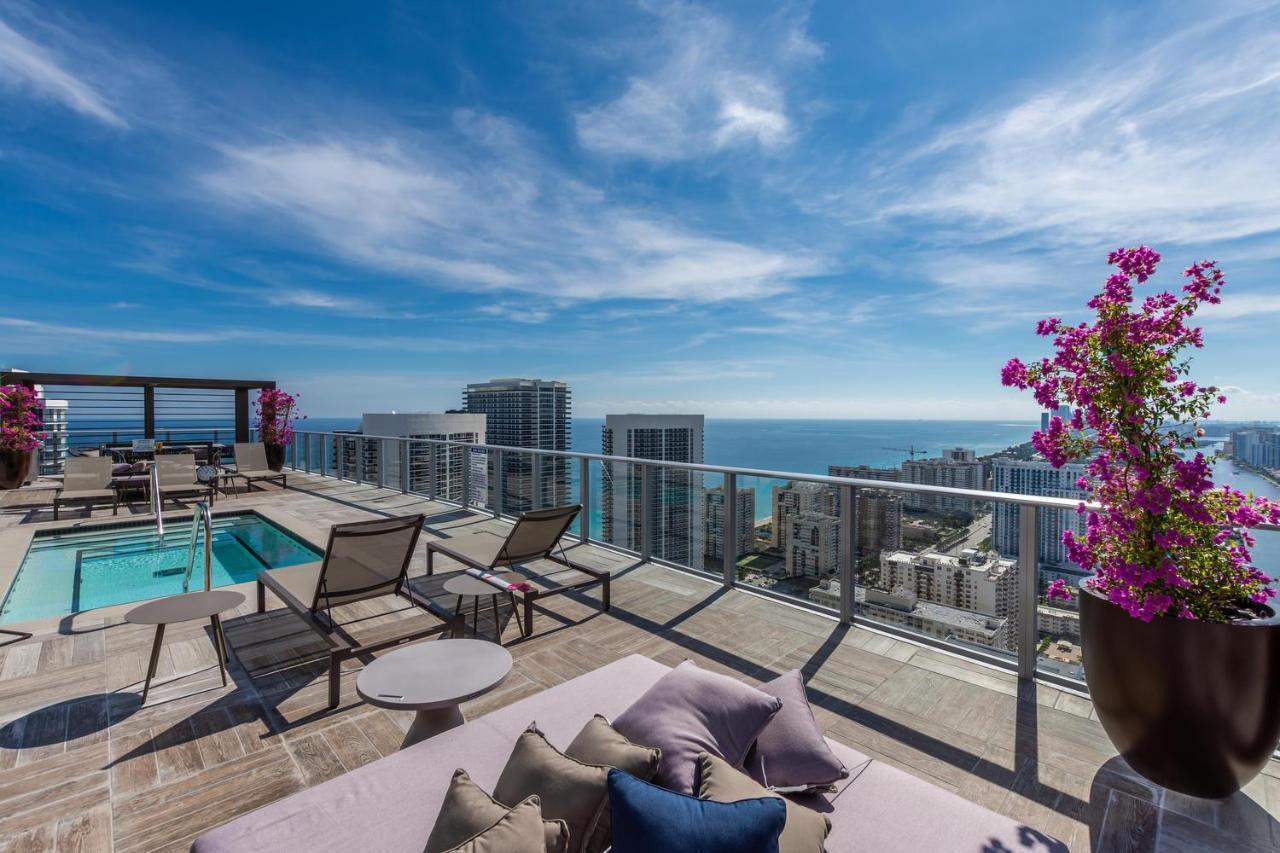 Espectacular Condo Esquina Beach House Hollywood Apartamento Ngoại thất bức ảnh